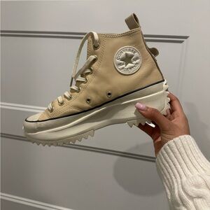 Converse Women's Beige Run Star Hike Sneakers
